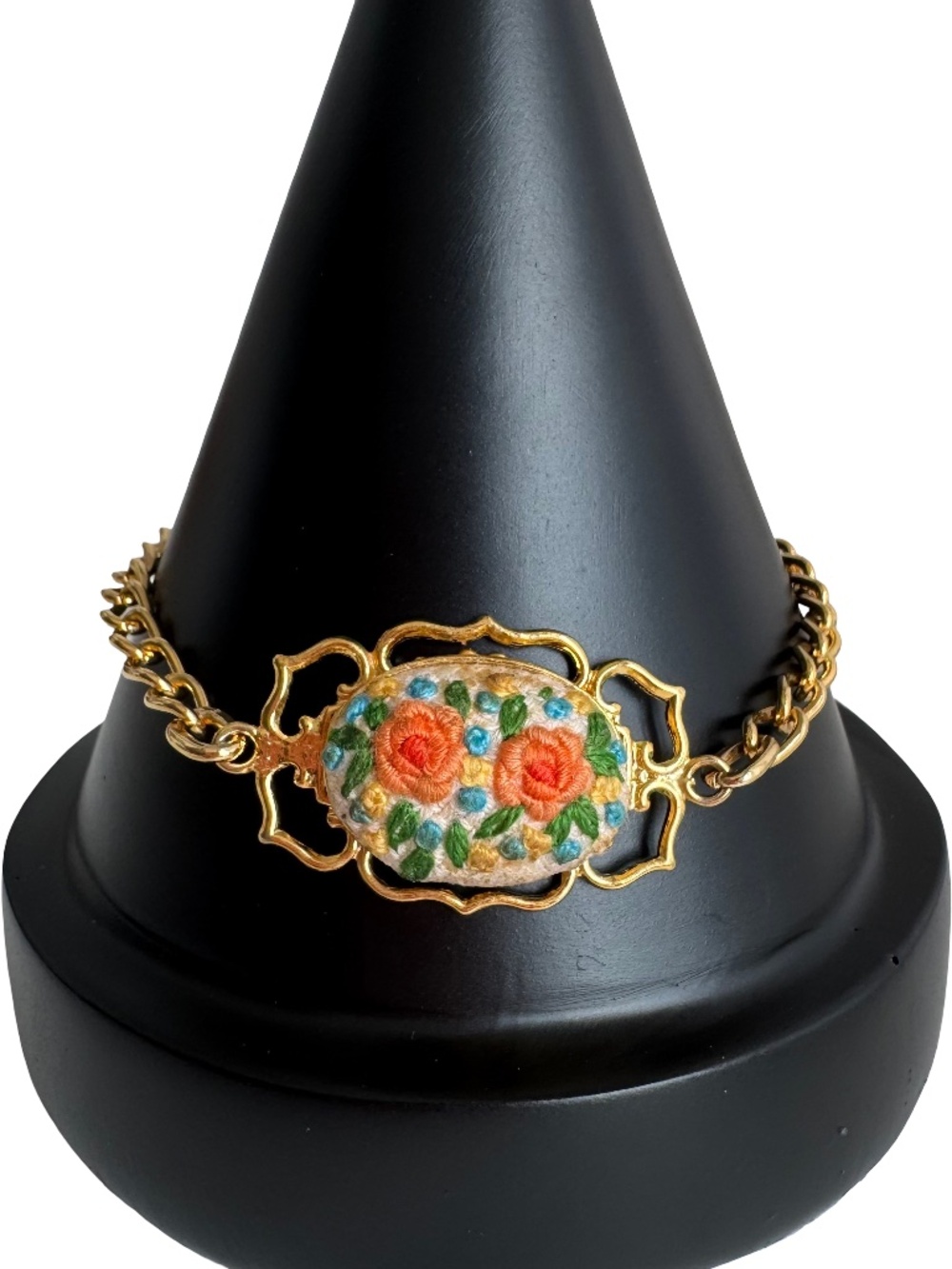 Vintage Hand Embroidered Floral Bracelet Gold Tone Chain Needlework Roses 7.5in